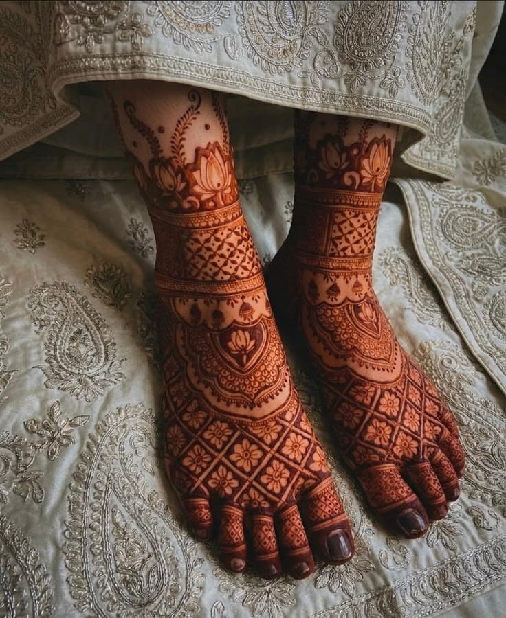 Royal feet mehendi design